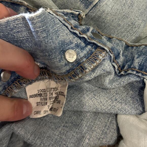 Y2K vintage light wash lei straight leg boyfriend jeans- low to mid rise - Picture 6 of 7